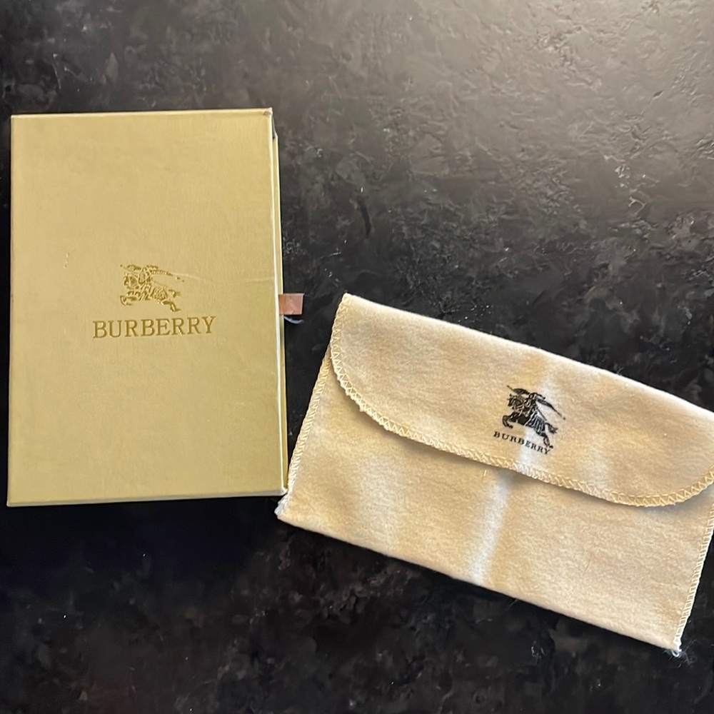 Burberry Drawer Box & Felt